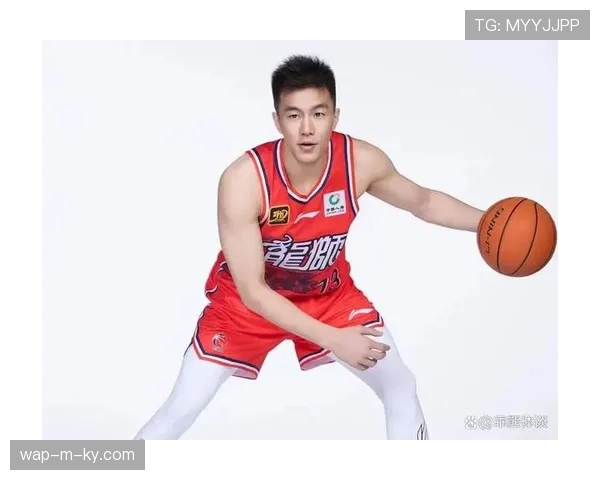 郭艾伦左膝前交叉韧带断裂 广州龙狮确认其赛季报销 郭艾伦左膝前交叉韧带断裂 广州龙狮确认其赛季报销